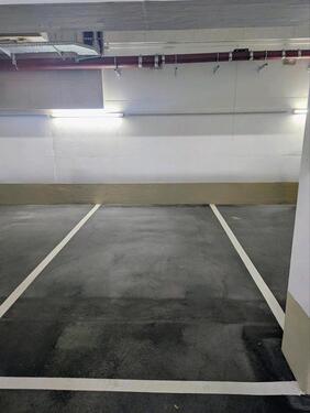 Foto - Tiefgaragenparkplatz zu vermieten