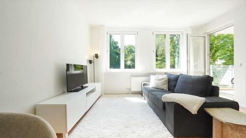 Foto - Helle & möblierte 2-Zimmer-Wohnung mit Balkon