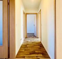 Gemütliche 3-Raum Wohnung mit Balkon! - Freital