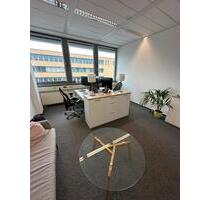 All-Inclusive 18m² Büro über Potsdamer Hbf – 247 Zugriff, WLAN, Küche