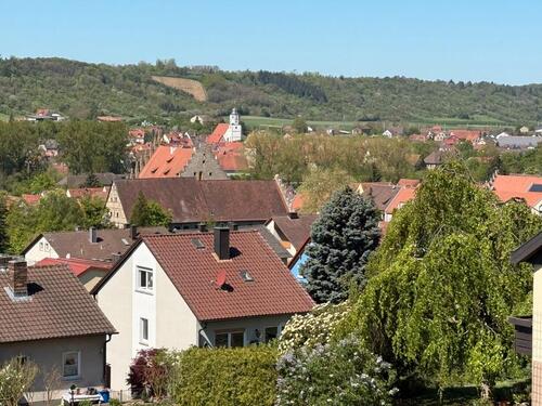 Foto - GROßZÜGIGES EINFAMILIENHAUS MIT EINLIEGERWOHNUNG IN BESTLAGE