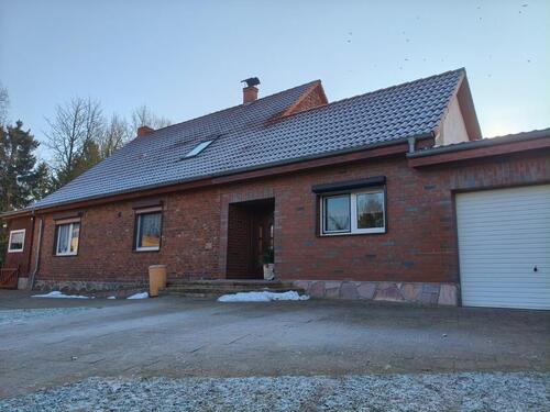 Foto - Ländliches Haus mit großzügigem Grundstück und moderner Technik