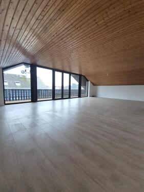 Foto - Dachgeschoßwohnung in Essingen zur Miete