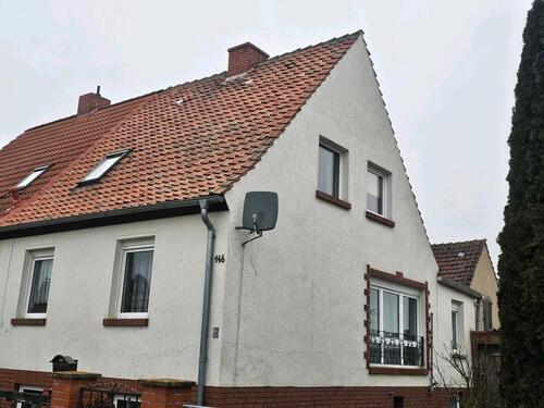 Foto - Charmante Doppelhaushälfte mit Potenzial in ruhiger Lage