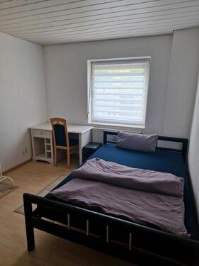 Foto - Zimmer frei in 3-er Frauen-WG (auch für kurze Zeit)