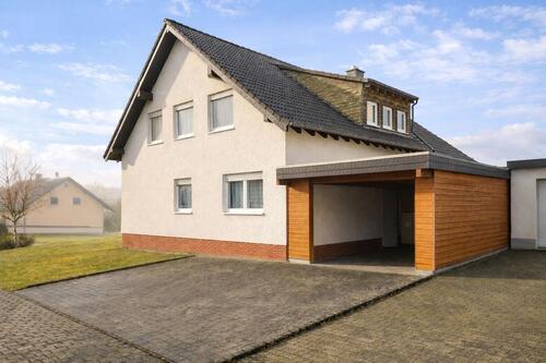 Foto - Mehrfamilienhaus, Wohnhaus in Dickenschied zum Kaufen