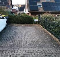 PKW Stellplatz zu vermieten Menden nähe Zentrum 3x6m Wohnwagen - Menden (Sauerland)