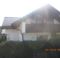 Gepflegtes, bestens ausgestattetes Zweifamilienhaus - Windorf