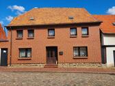 Foto - Einfamilienhaus an der Müritz - 220.000,00&nbsp;EUR Kaufpreis, ca.&nbsp; 180,00&nbsp;m&sup2;