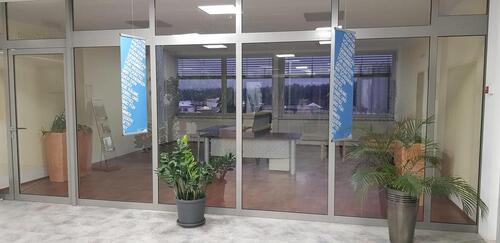 Foto - 1000 qm Büro - Praxis - Kanzlei - barrierefrei auf einer Ebene, renoviert