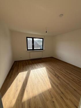 Foto - 5 Zimmer Maisonettenwohnung zur Miete in Helmenzen