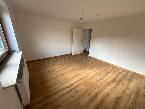 Foto - 5 Zimmer Maisonettenwohnung in Helmenzen