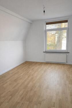 Foto - Zu vermieten - Modernisertes 5-Zi- Haus + Garten