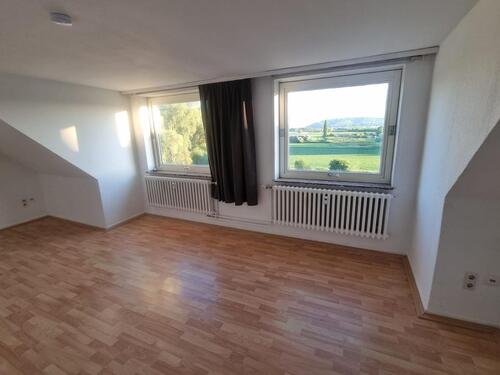 Foto - Dachgeschosswohnung ab 01.02.2026