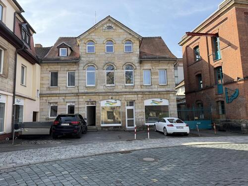 Foto - Attraktive Gewerbefläche in Bayreuth – große helle Fensterfront & separater Lagerraum