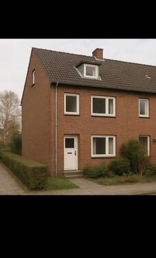 Foto - Attraktives Einfamilienhaus ın Eilendorf