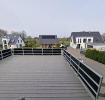 Moderne 2,5-Zimmer-Wohnung mit Dachterrasse & Balkon- eigener Eingang - Bielefeld Heepen