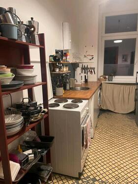 Foto - Ruhige 2-Zimmer-Altbauwohnung möbiliert, Maybachufer, 6-10 Monate