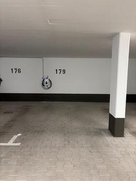 Foto - Zu vermieten: Tiefgaragenstellplatz mit Wallbox