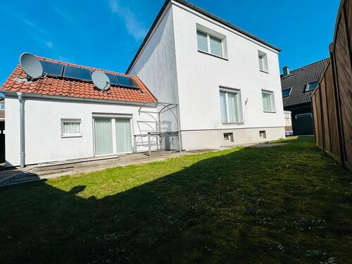 Foto - 8 Zimmer Einfamilienhaus zum Kaufen in Garbsen