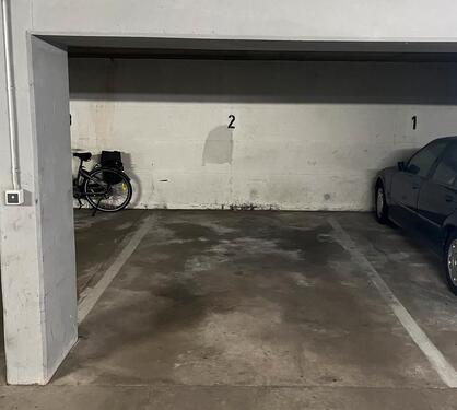 Foto - „Tiefgaragenstellplatz in Meerbusch Lank-Latum zu vermieten“