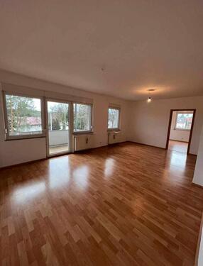 Foto - 3 Zimmer Wohnung Erlangen Dechsendorf BalkonGarage