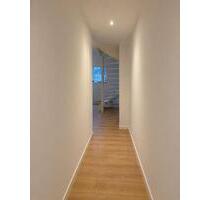 Moderne 5-Zimmer-Wohnung mit hochwertiger Ausstattung - Duisburg Laar