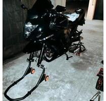 Biete Motorradstellplatz in Garage in Mariendorf - Berlin Tempelhof-Schöneberg