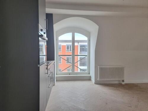 Foto - ERSTBEZUG mit Einbauküche & Aufzug 1-Zimmer nähe Rathaus