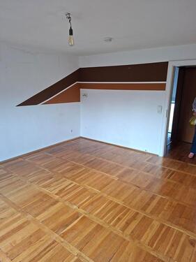 Foto - Dachgeschosswohnung gerne an Studenten