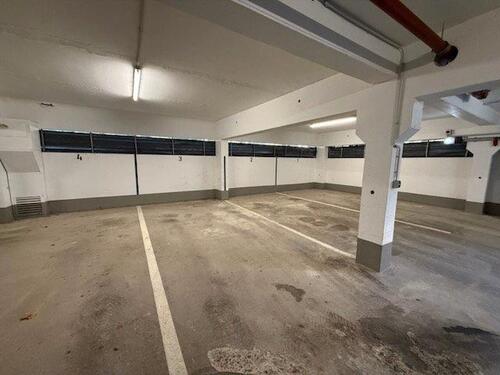 Foto - Tiefgarage Aubing - AB SOFORT - 75,00&nbsp;EUR Miete,