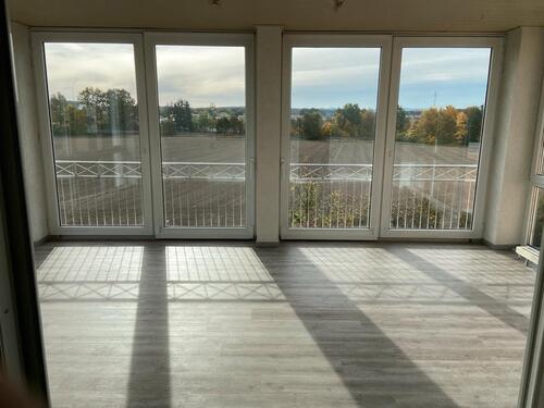 Foto - 4-ZKB, 1OG, 130m2, 1100,-€ KM+220,-€ NK, m. Kellerabt.