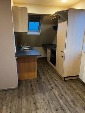 Foto - 2 Zimmer mit EBK, Spots, saniert