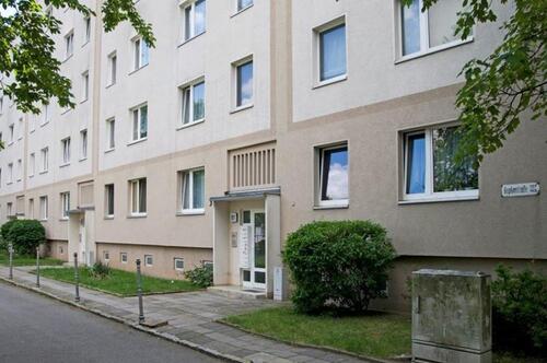 Foto - 2 Zimmerwohnung im Erdgeschoß mit Dusche und Balkon!
