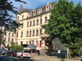 Foto - Schöne 4-Raum Mansarde mit Einbauküche + Wanne u. Dusche + G-WC!! KFZ-Stellplatz im Hof!
