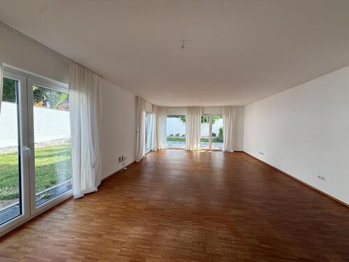Foto - 105 m² Erdgeschosswohnung mit über 250 m² Garten + Terrasse
