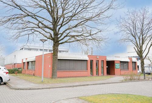 Foto - Westerstede, helle Büroflächen in Nähe des Autobahnzubringers
