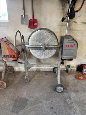 Foto - Betonmischer zu vermieten - 15,00 EUR Kaltmiete,
