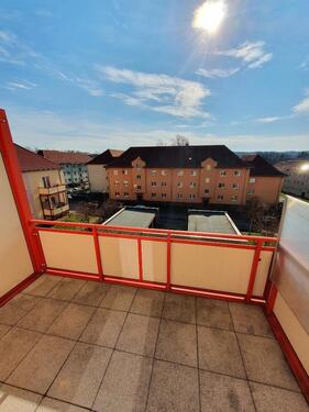 Foto - 3-Raum Wohnung mit großen sonnigen Süd-Balkon!