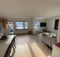 Lichtdurchflutete, kernsanierte Loggia- Wohnung in Hagen Halden