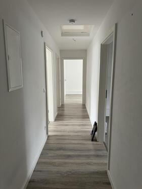 Foto - Charmante 3-Zimmer-DG-Wohnung in Mannheim – renoviert und bezugsbereit