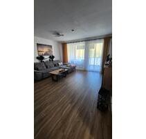 Große 3 Zimmer Wohnung - 1.200,00&nbsp;EUR Kaltmiete, ca.&nbsp; 92,00&nbsp;m&sup2; in Merseburg (PLZ: 06217)