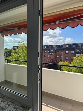 Foto - Stilvolle Vollst. Renovierte 3 - Zimmerwohnung