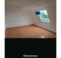 4 Zimmer Wohnung DG - 550,00 EUR Kaltmiete, in Holzminden (PLZ: 37603)