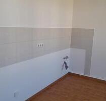 2 - Raumwohnung in Pößneck - 430,00&nbsp;EUR Kaltmiete, ca.&nbsp; 43,00&nbsp;m&sup2; in Pößneck (PLZ: 07381)