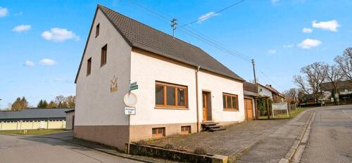 Foto - Wohnhaus inkl. Gewerbeeinheit mit viel Potenzial *provisionsfrei*