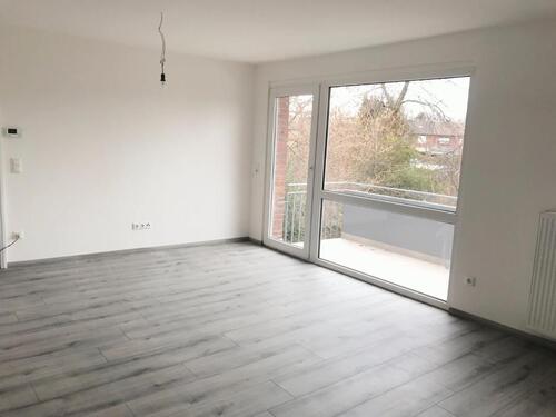 Foto - Moderne 1.OG Wohnung mit 3 ZKDB, Balkon und Garten