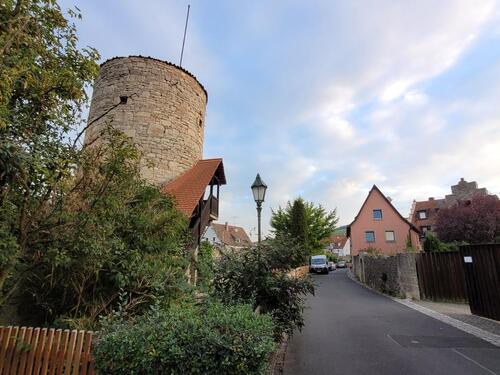 Foto - Stellplatz in Scheune zu vermieten PKW, Cabrio, Oldtimer, WoMo