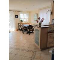 Helle Maisonettewohnung mit Feldbergblick - Neu-Anspach