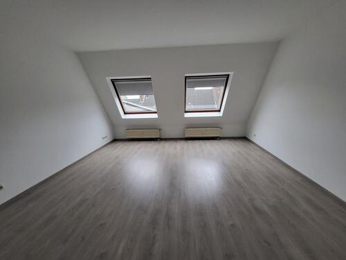 Foto - Renovierte 2-Zimmer-Dachgeschosswohnung im Zentrum von Elsdorf